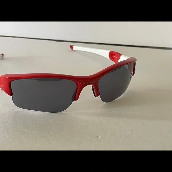 Oakley Sunglasses - Picture 9 of 13